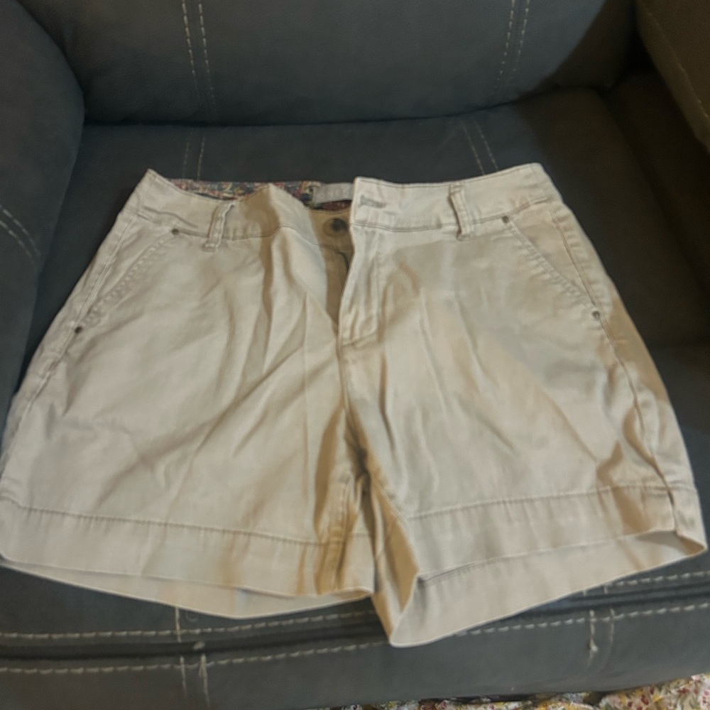 Women's Tan Shorts